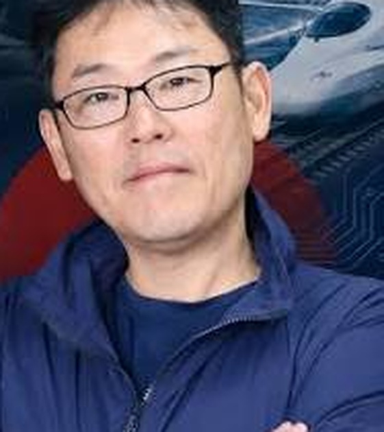 Prof. Makoto Ayabe